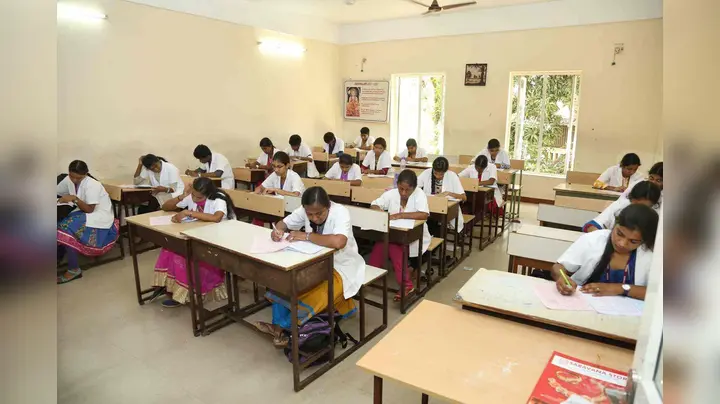 Seeman School Of Medical Entrance