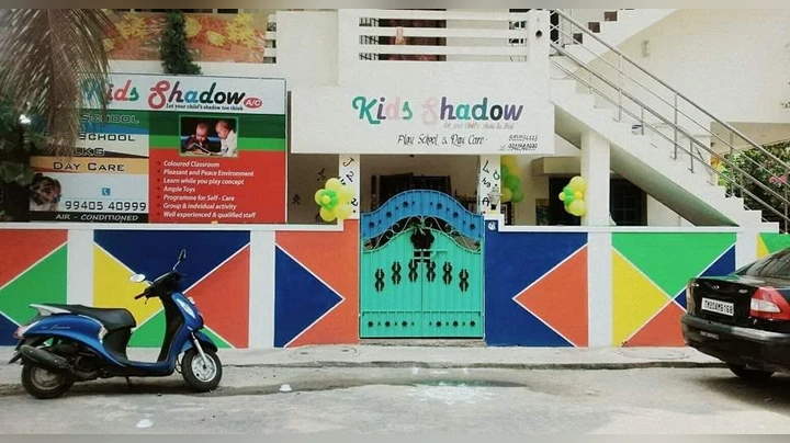 Kids Shadow Play School